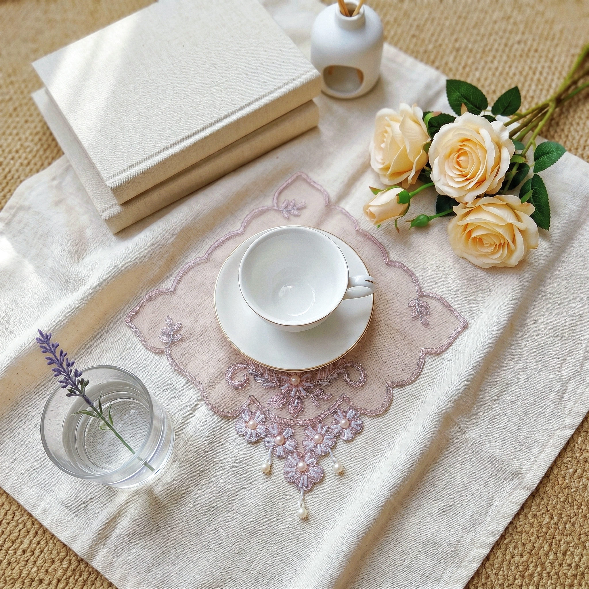 Set Of 8 Pink Lace Placemats H – Photography Background recenzja i cena