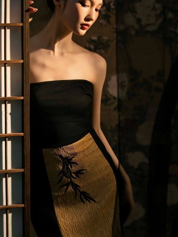 Black Sari Art Photography Ret – Photography Studio recenzja i cena